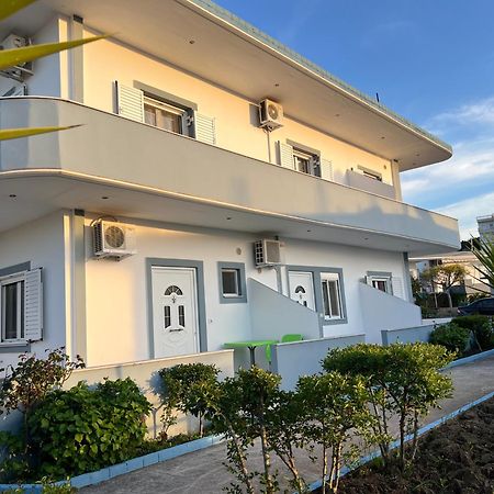 Villa Isufi Ксамил Экстерьер фото